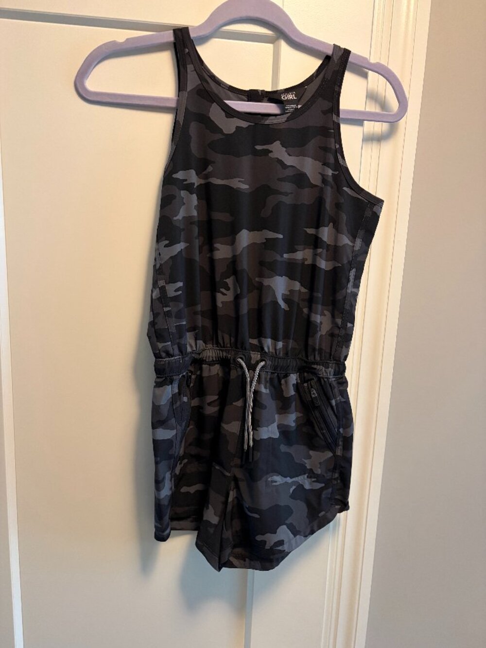 Athleta Girl On the Go Romper – Girls Large (10/12) Black Gray Camo